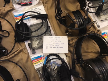 Image 2 for WTS BNIB Peltor Comtac V Single Comm NATO Wiring J11 Plug Removable Rubber Headband Gel Cups