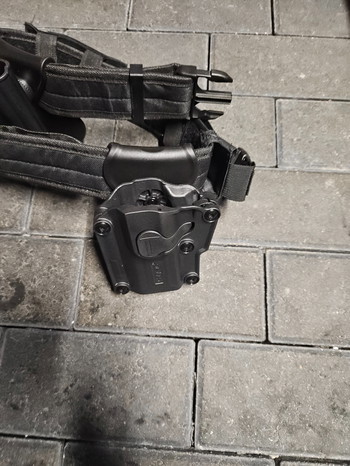 Bild 2 für Holsters en belt voor hi capa