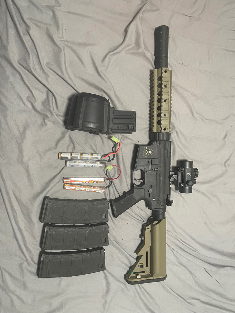 Image 1 pour Standard m4