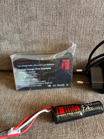 Image 2 for TITAN batterie HPA + chargeur neuf