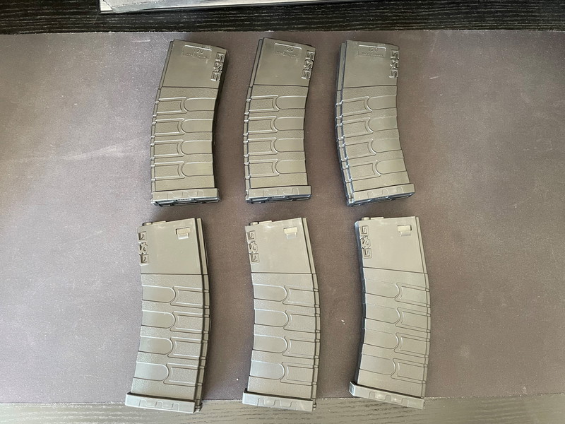 Image 1 pour 6 x gloednieuwe M4 G&G GR16 Mags