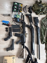 Bild für Complete airsoft uitrusting plus replica's
