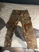 Afbeelding van Invader gear multicam broek met kneepads