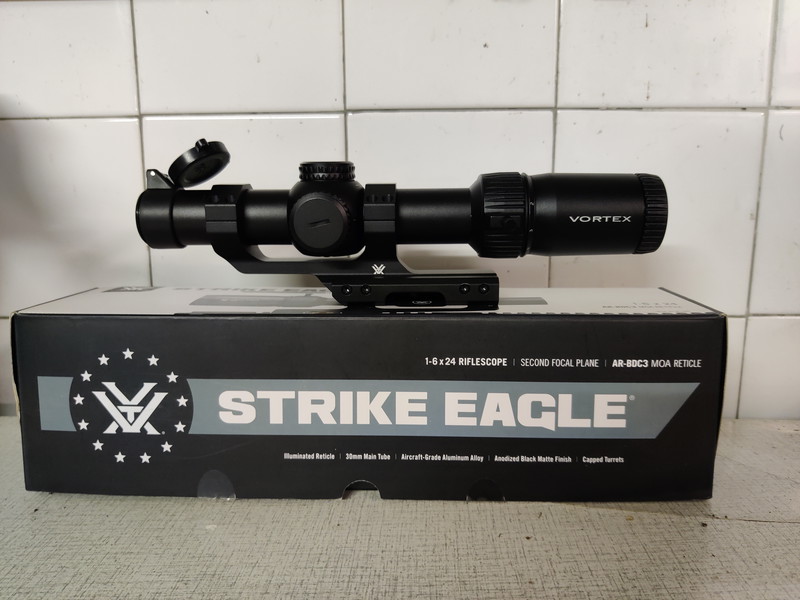 Image 1 for GERESERVEERD: Vortex strike eagle 1-6x24 + Vortex CTW2