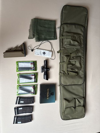 Afbeelding 3 van Custom Noveske M4 S-AEG - Titan VII Bluethooth inklusive Zubehör (Komplettset)