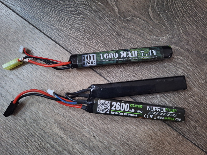 Image 1 for 7,4 lipo's tamiya nuprol 101 inc 2600 mah
