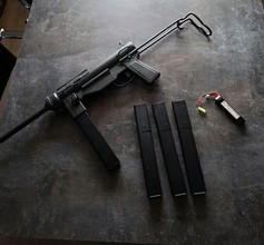 Imagen para Snow Wolf M3 "Grease Gun" with battery and 4 magazines