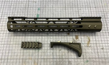 Image for Lightweight handguard with rail piece and AFG
