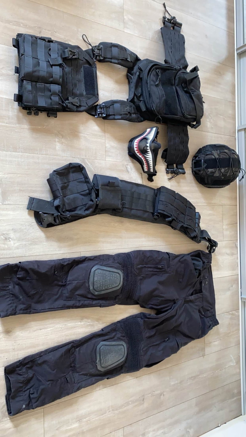 Bild 1 für Zwarte Airsoft Gear