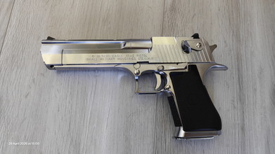 Afbeelding van Tokyo Marui Desert Eagle chome 50AE met extra magazijn