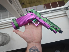 Afbeelding van Hi Capa 5.1 Airsoft Masterpiece Joker build