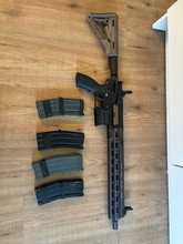 Image pour VFC HK416 SMR (lees beschrijving!!!)