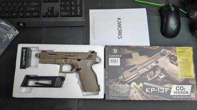Afbeelding van KP-13F (semi/auto) GBB Nieuw in doos zolderopruiming!