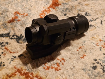 Image 2 for Red Dot Vortex StrikeFire II