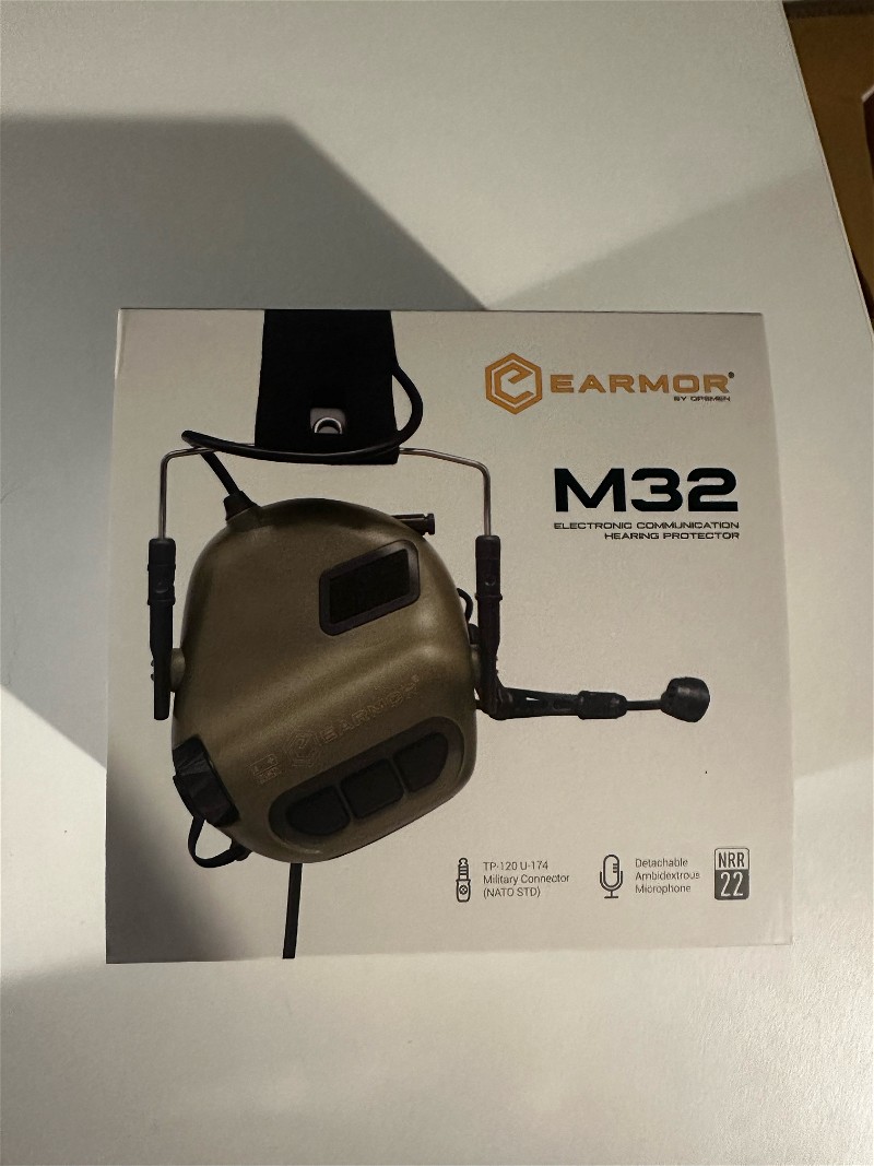 Afbeelding 1 van OPSMEN Earmor M32H- Mod4 -Folage Green Tactical Hearing Protection Helmet Version