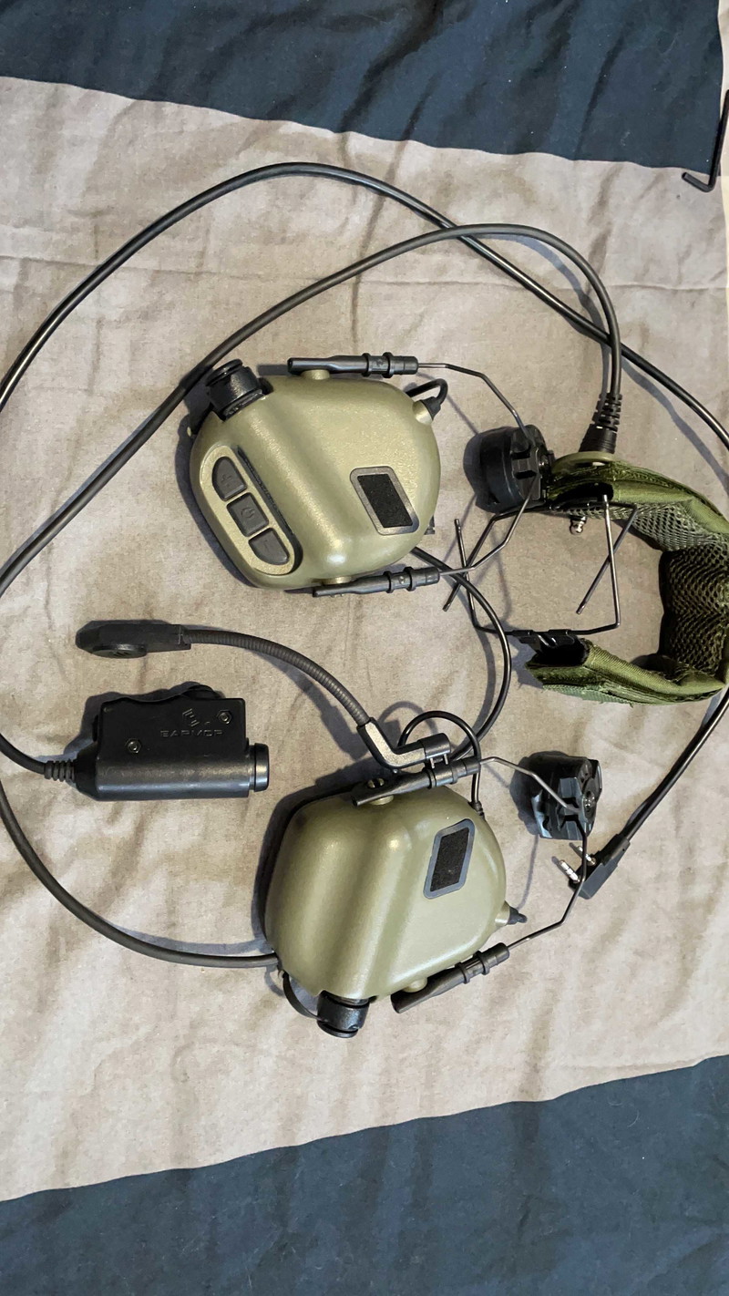 Image 1 for Earmor Mod 3 Helm + Headmount & PTT