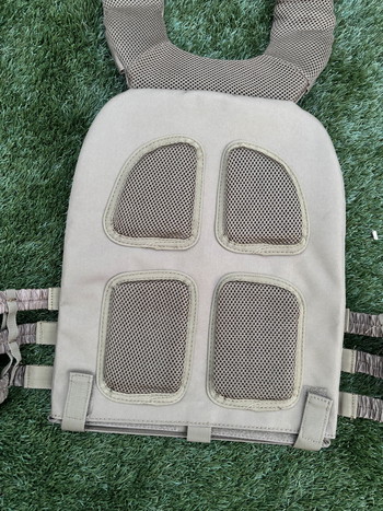 Bild 2 für Te koop: Losse Desert Plate Carrier Nieuw