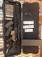 Bild für GROSSES KONVULT - Gewehr AVALON + Zielfernrohr + Pistole + Koffer - NP 1.500 EUR