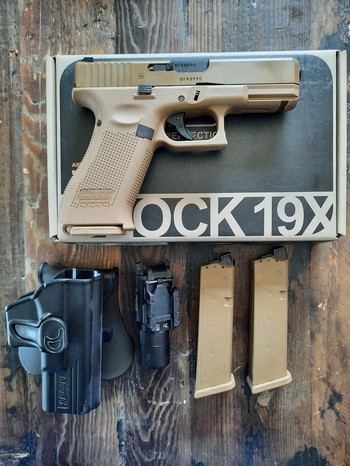 Image 2 for Umarex Glock 19 X