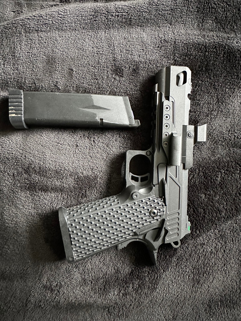 Bild 1 für Novritsch ssp5 met reddot en 1 mag