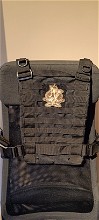 Image for Zwarte plate carrier "Patches"