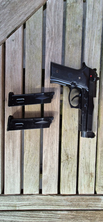 Image 2 for Baretta m9