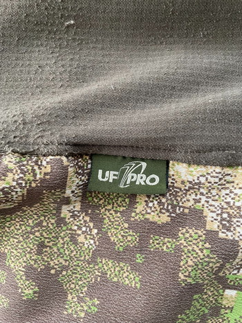 Imagen 2 de UF PRO Hunter Softshell Jacket Fleece in Pencott Greenzone