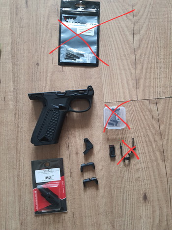 Afbeelding 3 van Diverse internals, hi capa & aap parts, gear en kleding