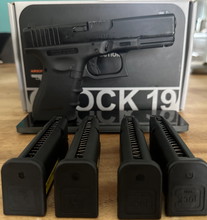 Image pour Glock 19 gen4 incl 4 mags