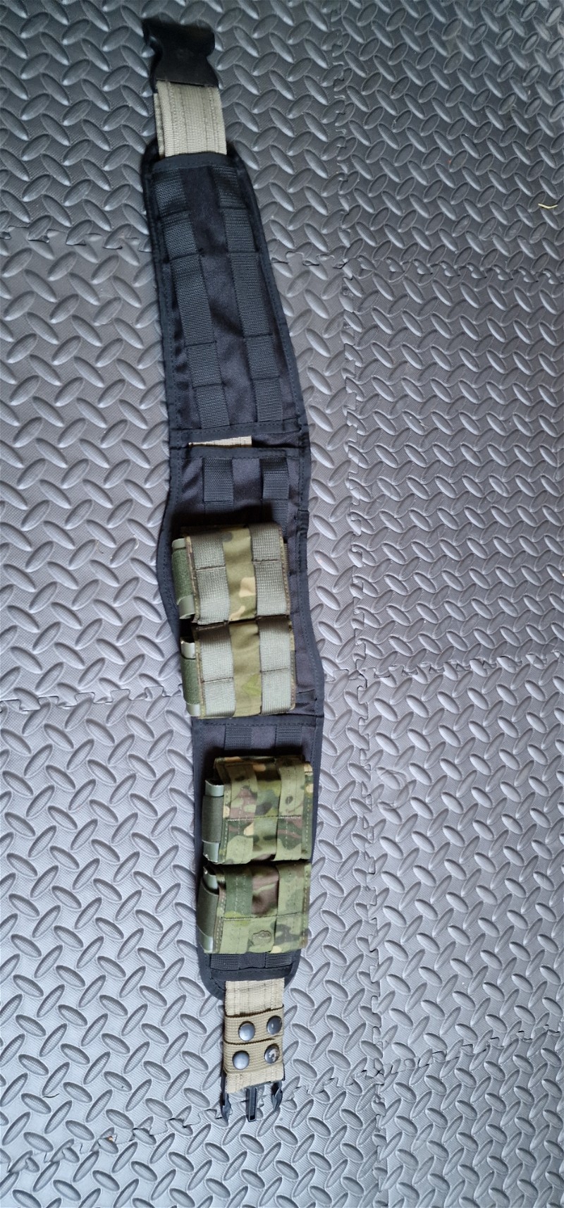 Image 1 for belt met m4 pouches