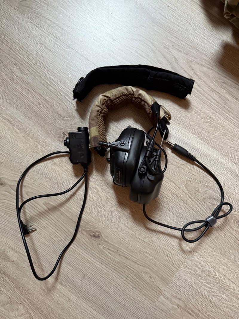 Afbeelding 1 van Earmor M32 + Earmor PTT (Kenwood/baofeng)