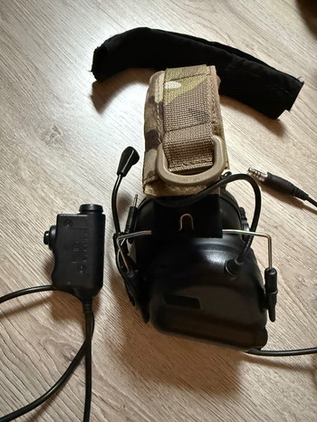 Afbeelding 2 van Earmor M32 + Earmor PTT (Kenwood/baofeng)