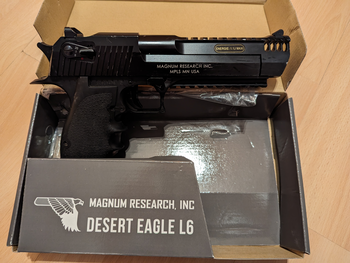 Afbeelding 3 van DESERT EAGLE L6 | CO2 | FULL AUTO + Twee Magazijnen