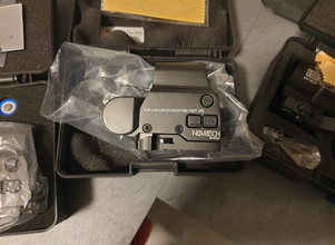 Bild für novritisch red dot nieuw in doos