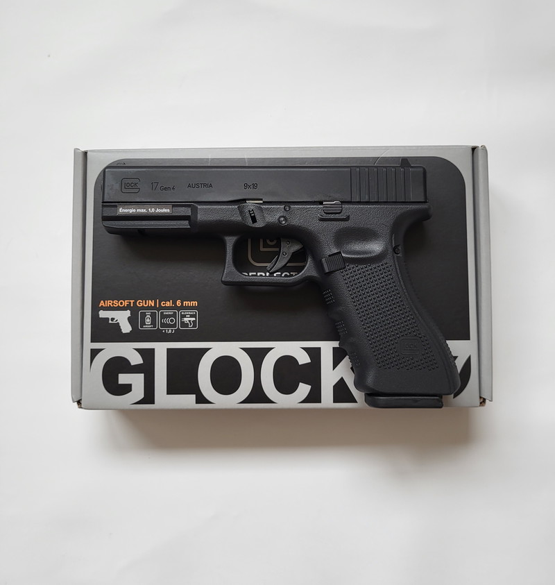 Afbeelding 1 van Nieuwe Umarex Glock 17 Gen4 zwart