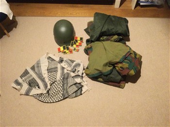 Image 4 for Belgische leger kleding LOT