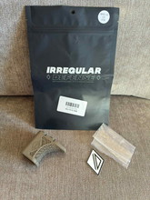 Bild für Irregular defense grip m lok FDE pack