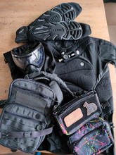 Image for Dye Mask / Dye Top / Dye elbow pads / Ninja Fill station / Pandatac chestrig