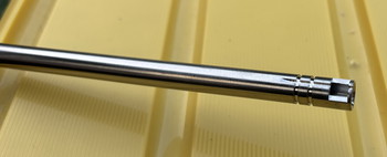 Imagen 3 de 2x action army 6.03 L96 640mm inner barrels
