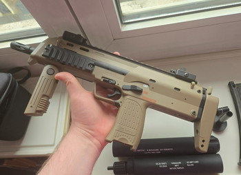 Image 2 pour MP7 GBBR TOKYO MARUI FDE