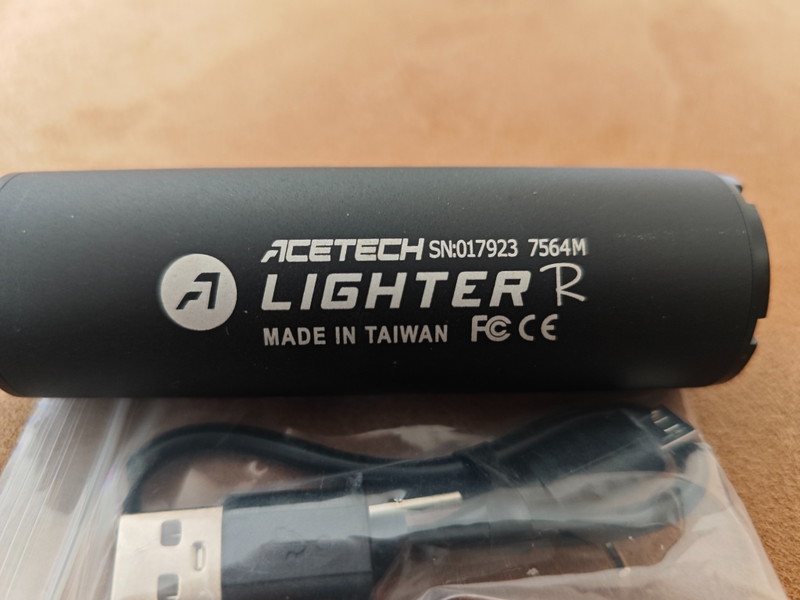 Image 1 for Acetech Lighter R