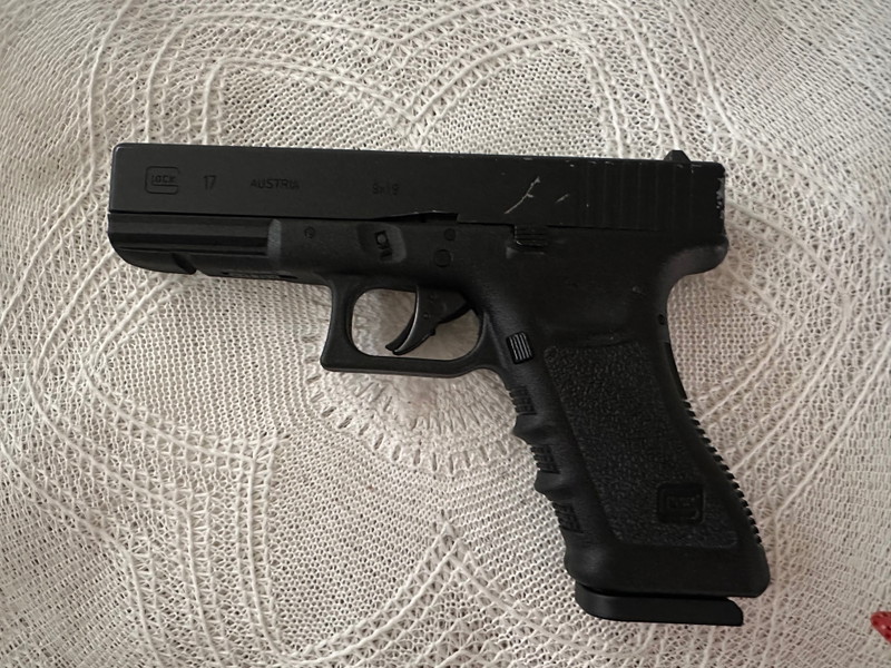 Image 1 for Glock 17 Gen 3 NBB CO2