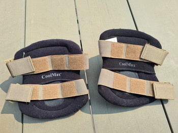 Image 3 for coolmax kneepads