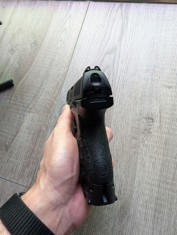 Afbeelding 7 van Walther PPQ M2 + SAT CNC Steel slide & Outer barrel kit