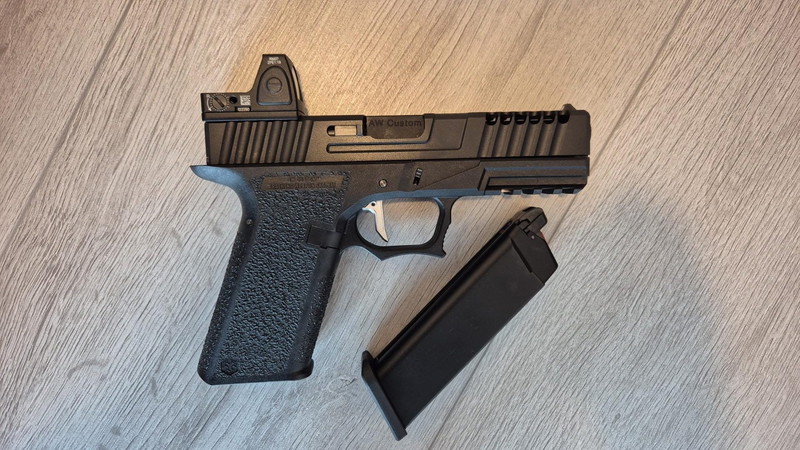 Bild 1 für AW customs Glock 17 RMR maple leaf fully upgraded