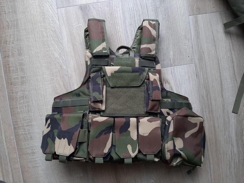 Image 1 for woodland plate carrier XL