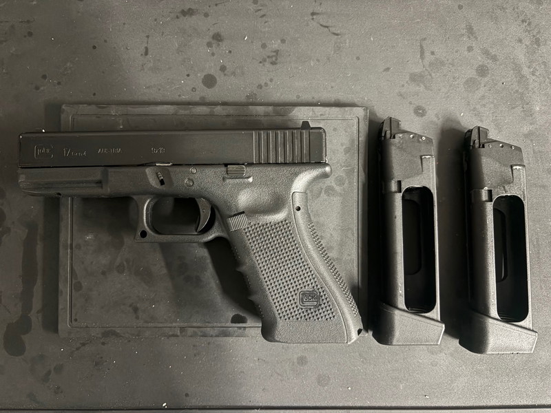Afbeelding 1 van Glock c17 co2 gen4 met 1 extra co2 magazijn