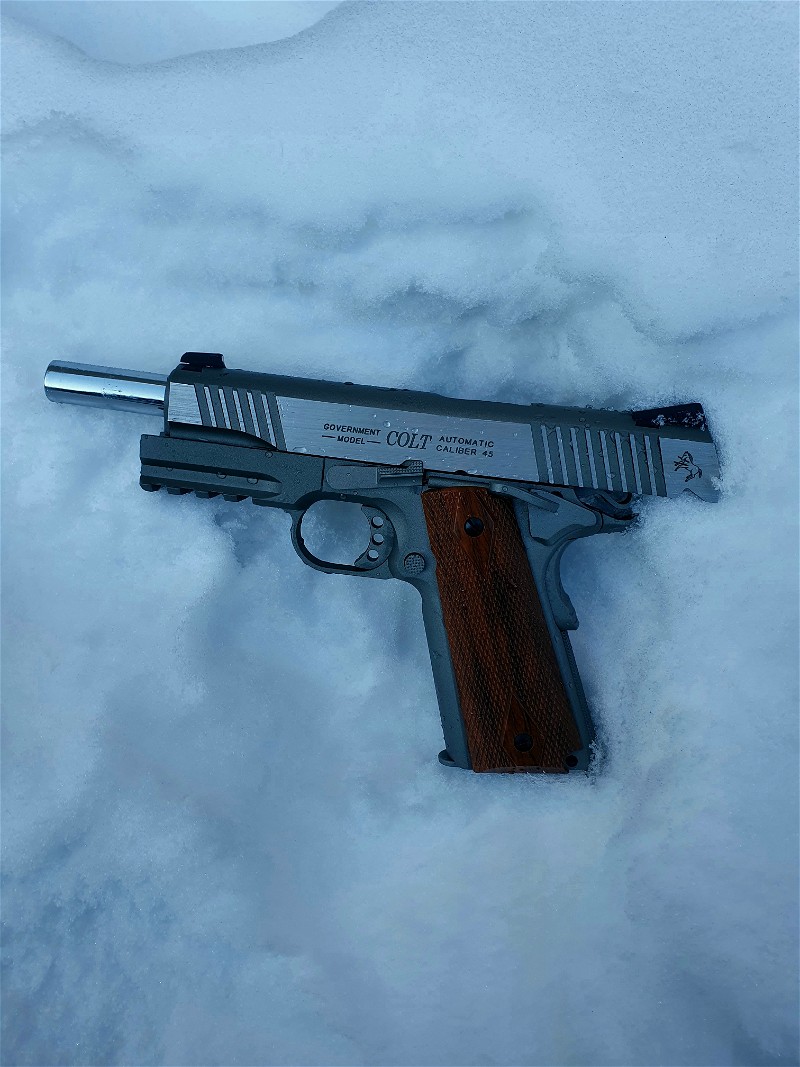 Image 1 for Colt 1911 railgun co2
