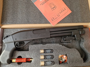 Imagen 2 de Golden Eagle Gas Shotgun Breacher / Folding Forend Grip