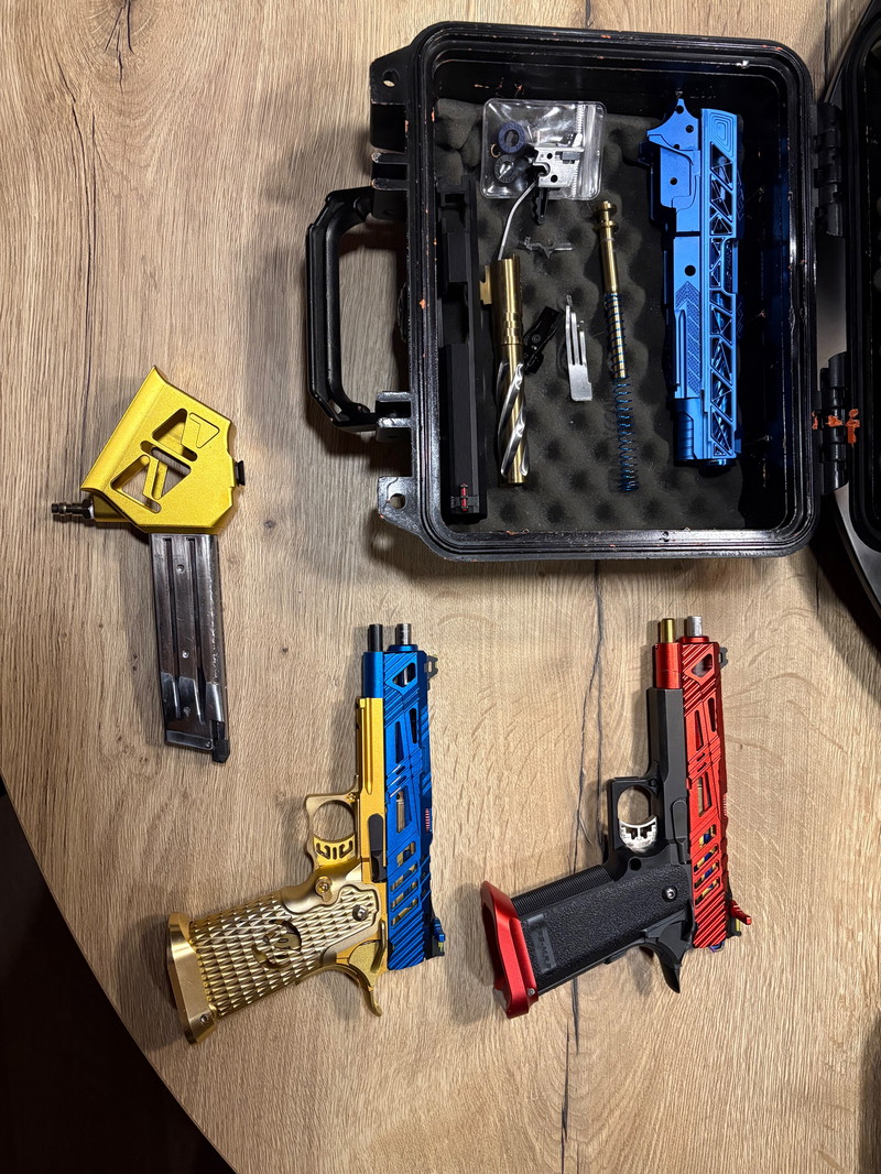 Bild 1 für Hi Capas ook aparte items